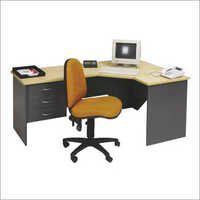Kancelářský stůl a židle